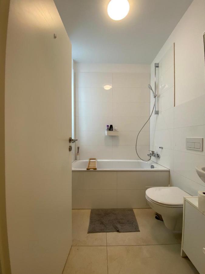 Apartment With Balcony Кёльн Экстерьер фото