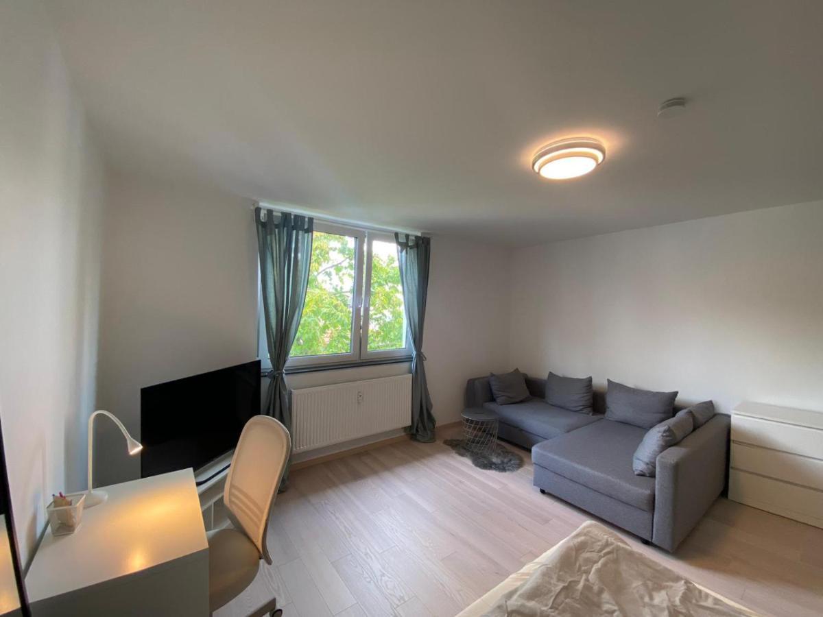 Apartment With Balcony Кёльн Экстерьер фото